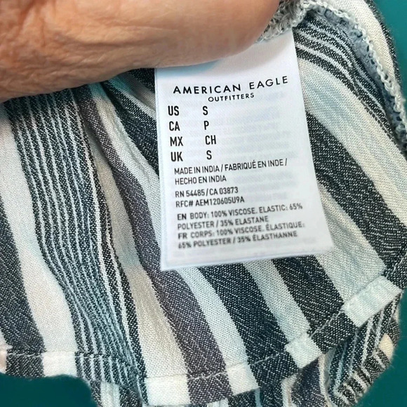 Smocked striped crop - Picture 4 of 4